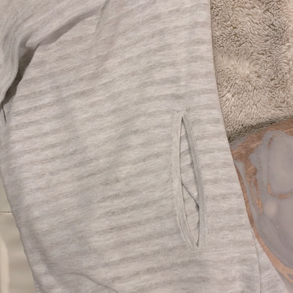 Lululemon Forward Flow Cape Poncho Sweater One Size - Picture 4 of 5